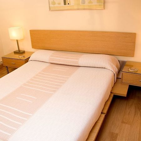 Apartamentos Alos Barcelona Exterior photo