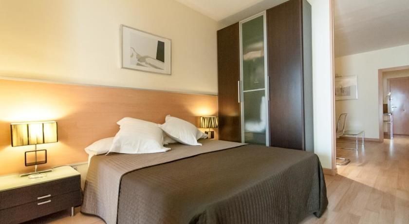 Apartamentos Alos Barcelona Exterior photo